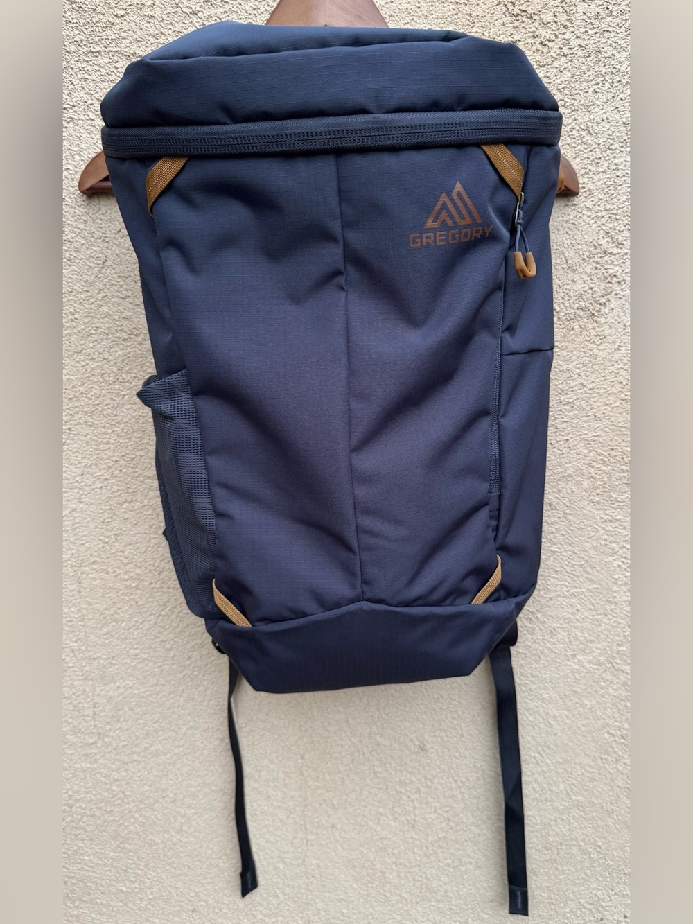 Gregory Rhune 25L hiking camping travel Backpack Blue